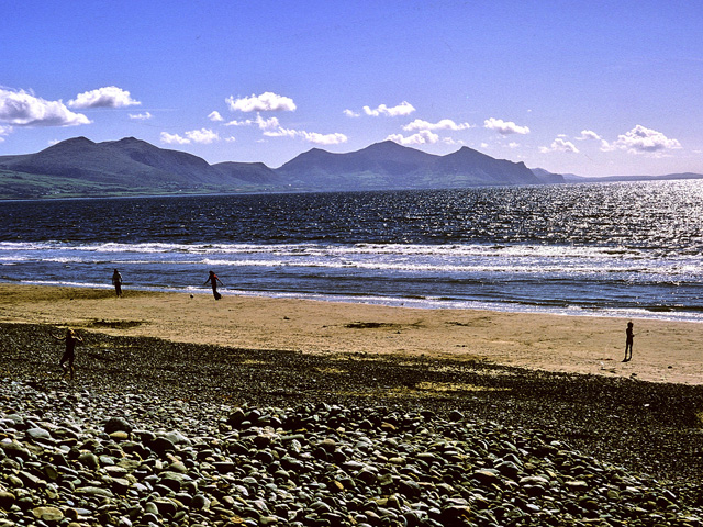caernarfon beach